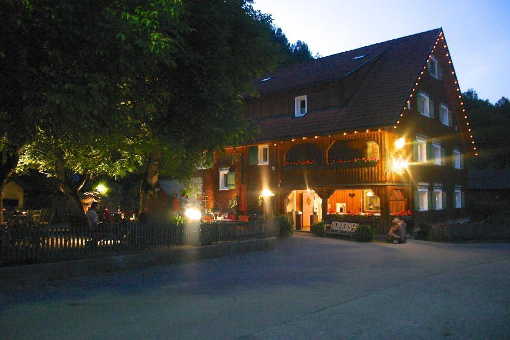 Hotel Gasthaus Schaefle Bürserberg Extérieur photo