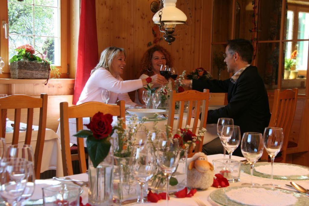 Hotel Gasthaus Schaefle Bürserberg Extérieur photo
